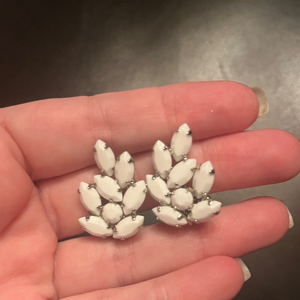 Vintage Silver tone white milk glass clip on earrings